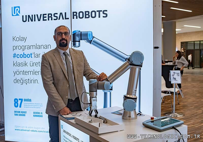 Universal Robots Kandan Özgür Gök