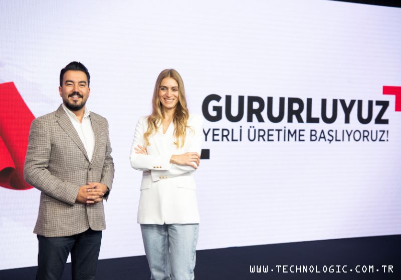TCL Communication Türkiye Ülke Müdürü Serhan Tunca ve Pazarlama Müdürü Arzu Topuz.