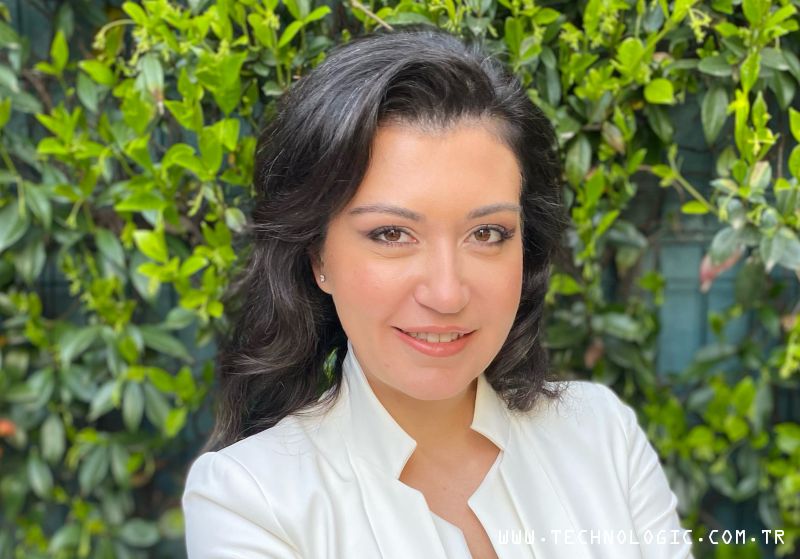 Begüm Özbek