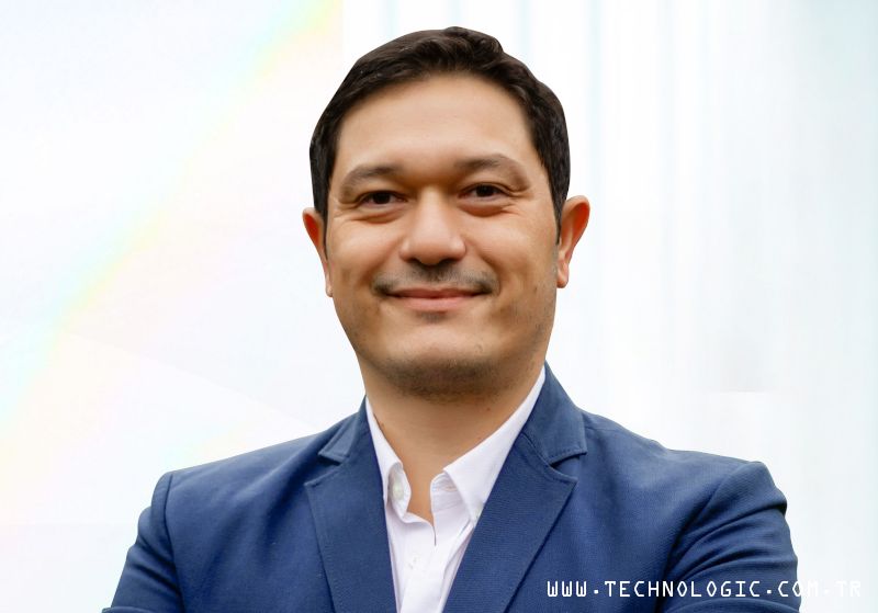 Tevfik Kor kimdir?