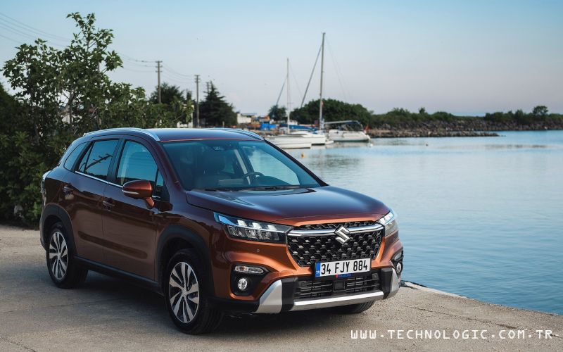Suzuki S-CROSS 1
