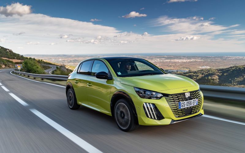 Peugeot 208
