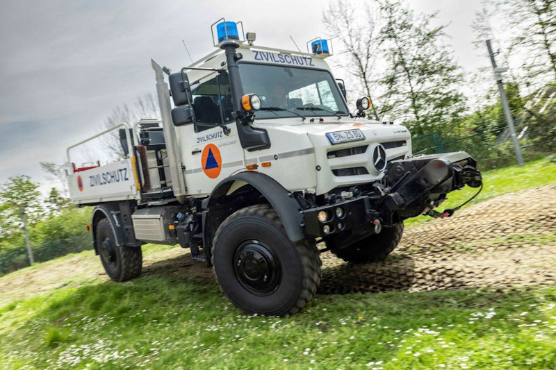 Mercedes-Benz Unimog
