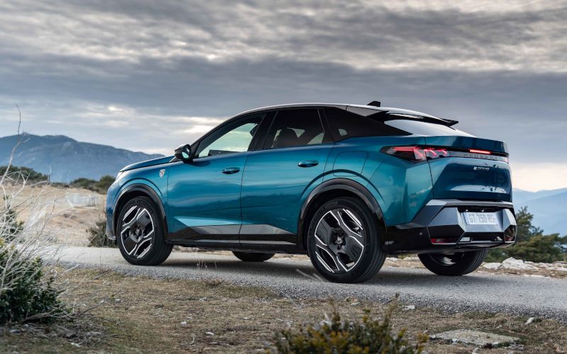 Yeni PEUGEOT 3008