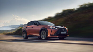 Lexus RZ
