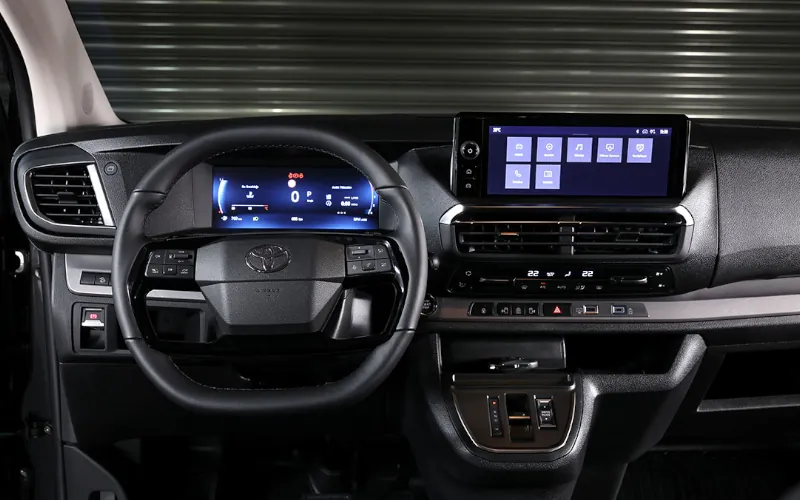 Toyota Proace Verso Kokpit