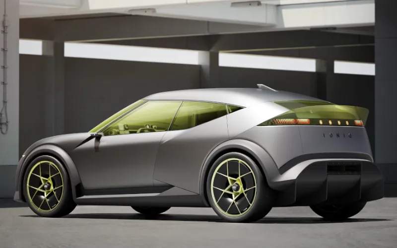Hyundai Concept THREE