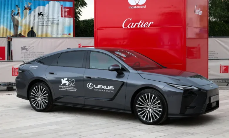 Lexus ES