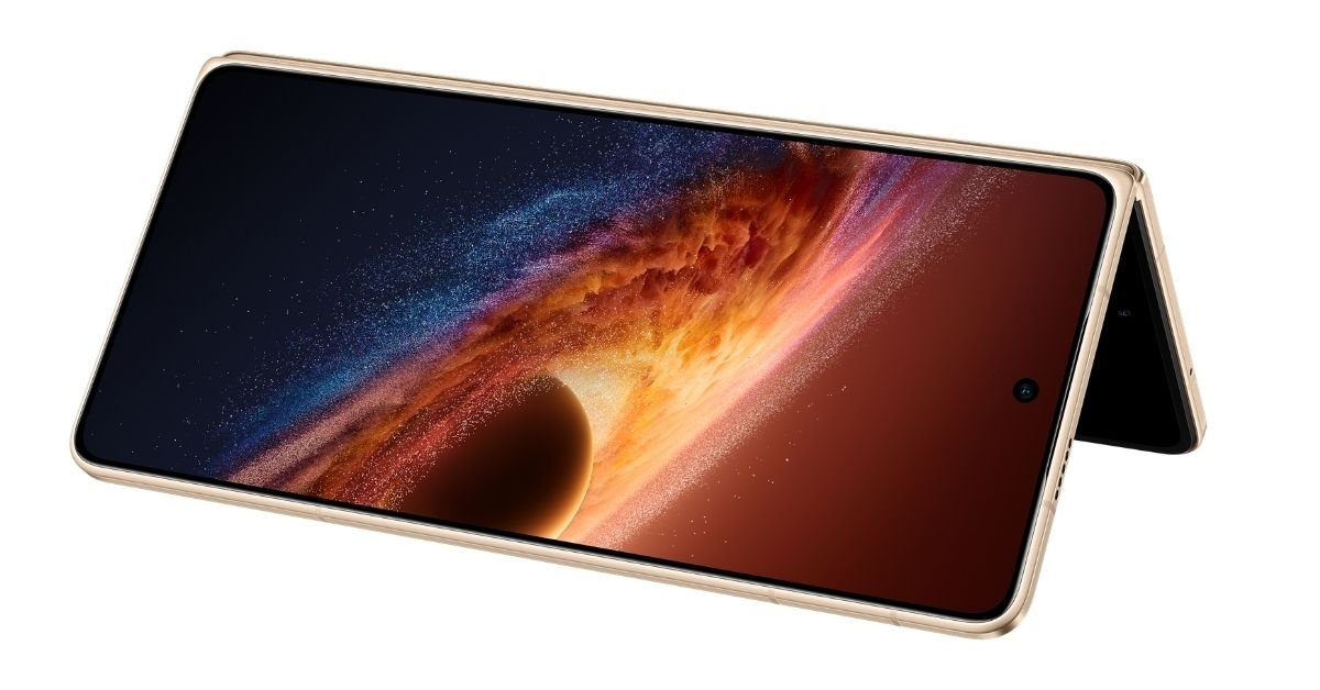 HONOR Magic V6