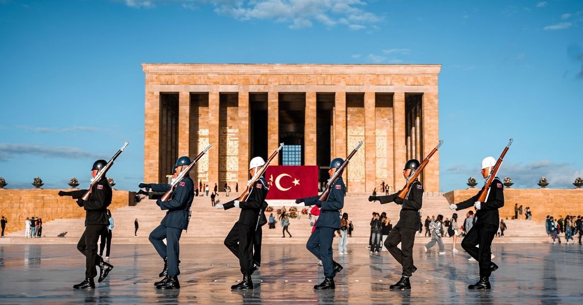 10 Kasım resmi tatil mi