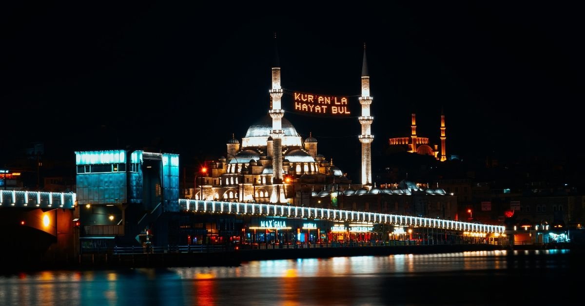 Üç aylar ne zaman